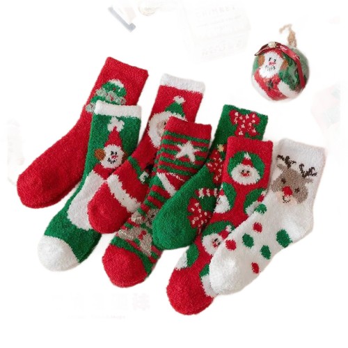 Autumn and Winter Christmas Socks Coral Velvet Medium Tube Women's Warm Cartoon Socks Sleep Socks Autumn and Winter Christmas Socks Coral Velvet Medium Tube Women's Warm Cartoon Socks Sleep Socks